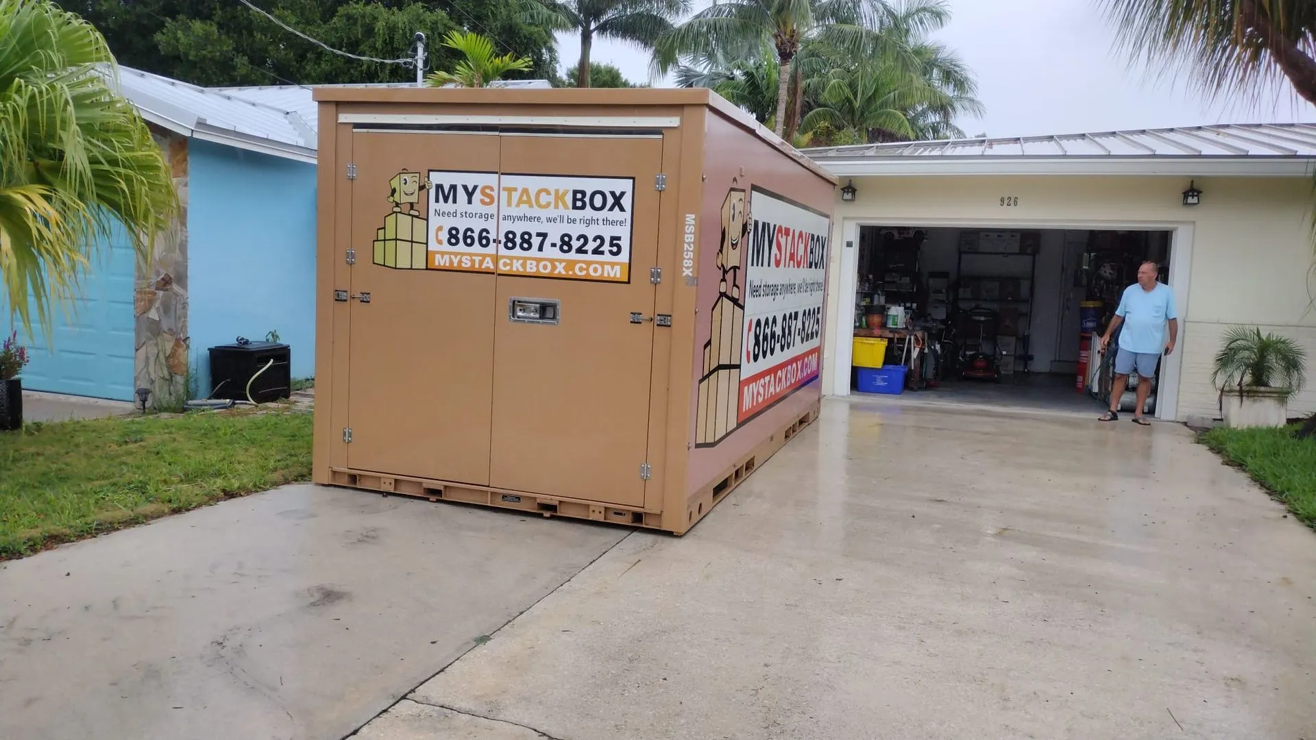 My Stack Box pod in florida driveway