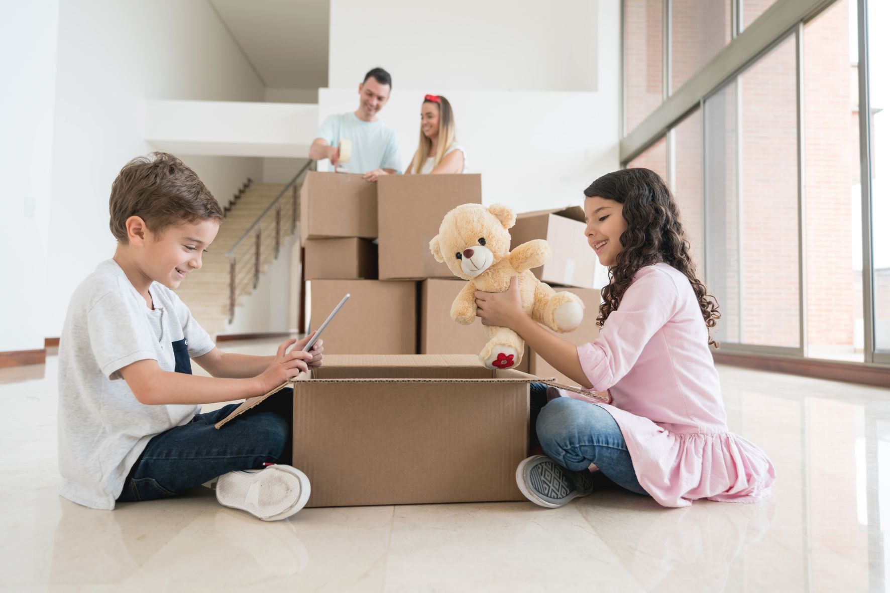 kids packing their belongings